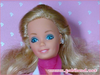 Retrouvailles avec Barbie et co. Bar_vis_daytonightb